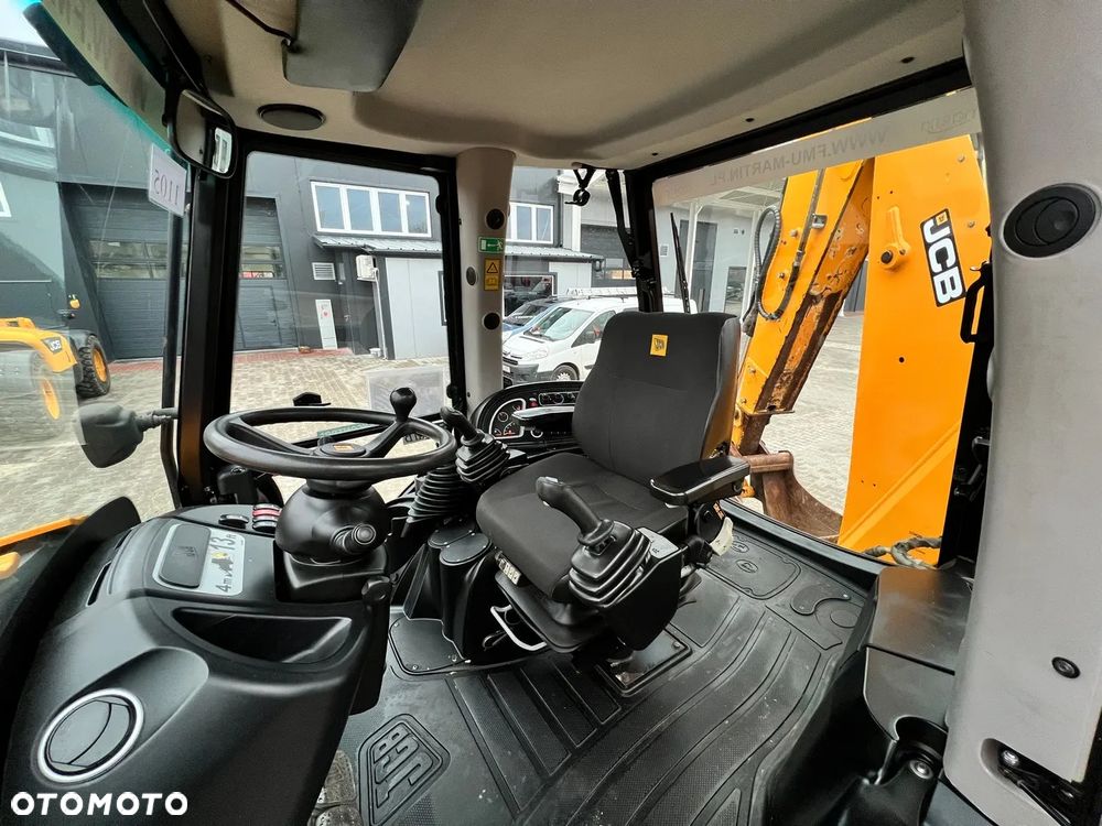 JCB 5CX P21 ECO - 10