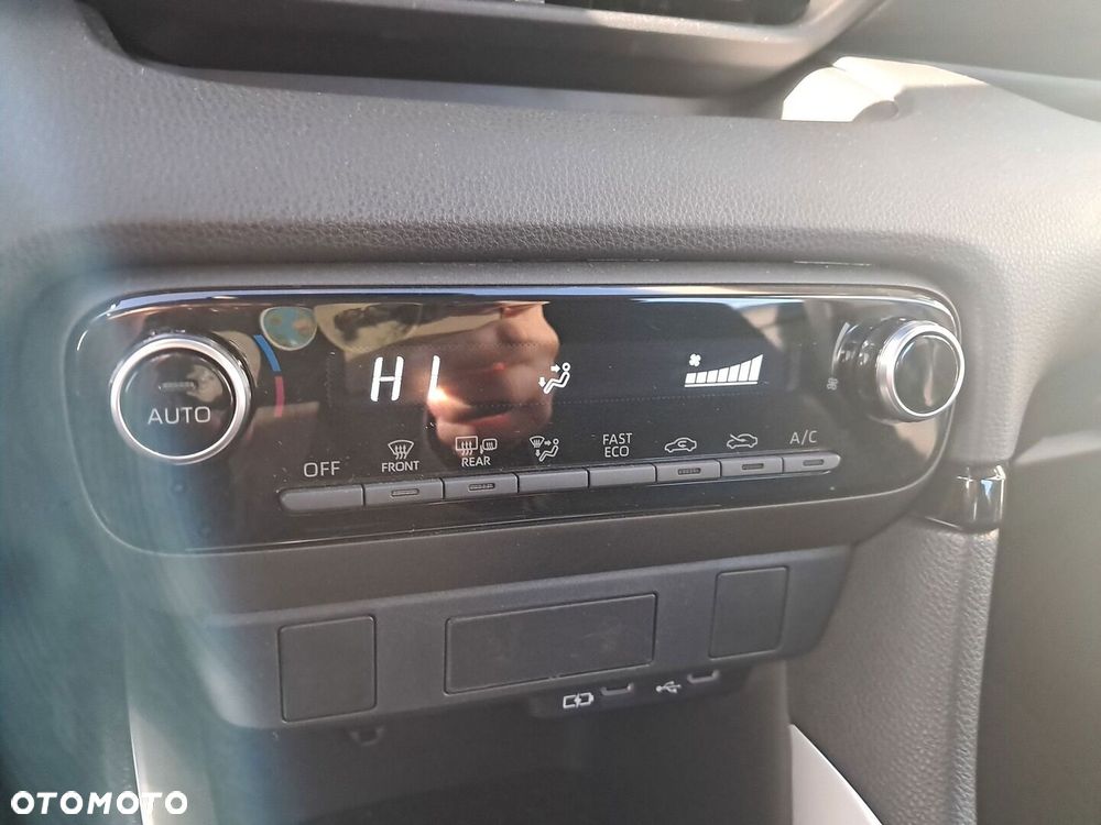 Toyota Yaris Hybrid 1.5 Comfort - 29