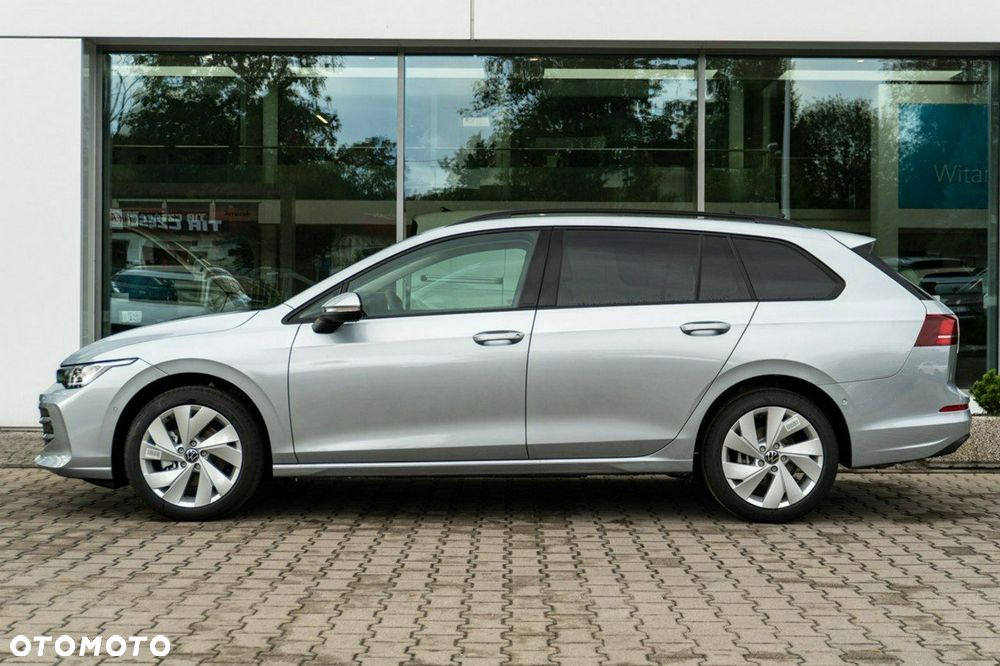 Volkswagen Golf - 6