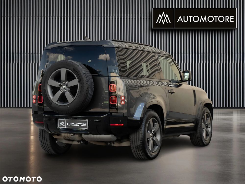 Land Rover Defender 90 D250 X-Dynamic SE - 9