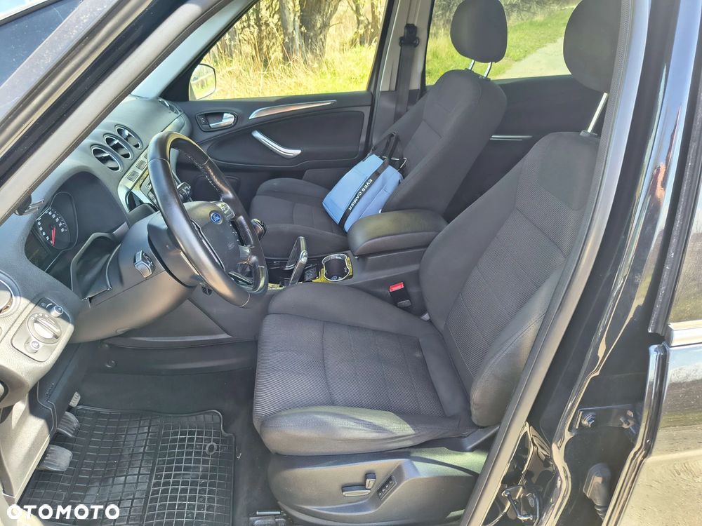 Ford S-Max 2.0 TDCi DPF Titanium - 17