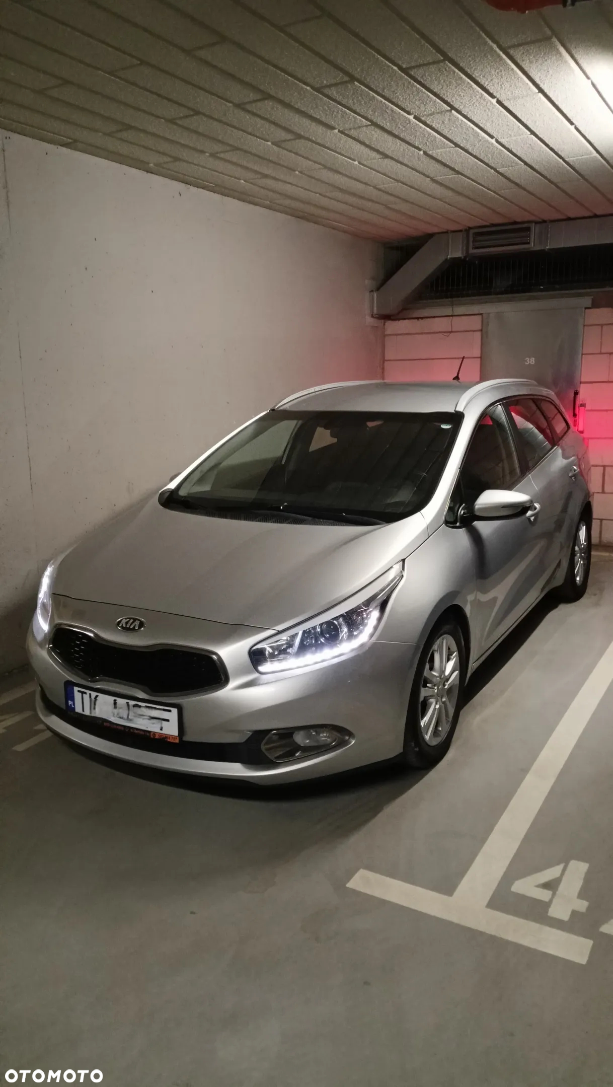 Kia Ceed 1.6 GDI DCT Platinum Edition - 4