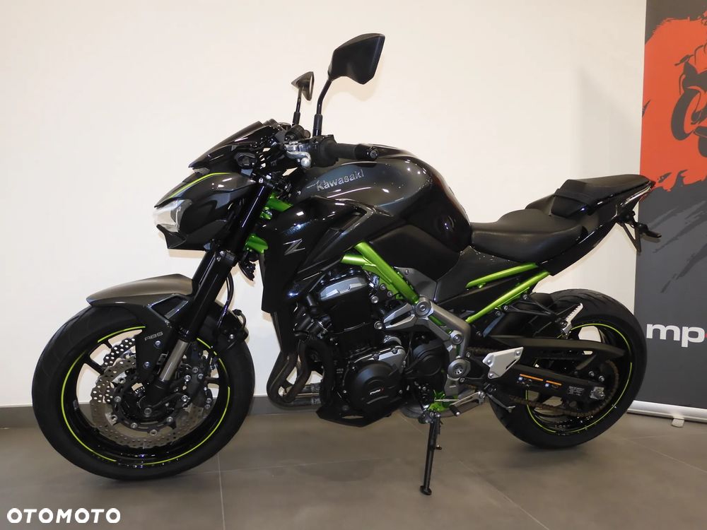 Kawasaki Z 900 - 28