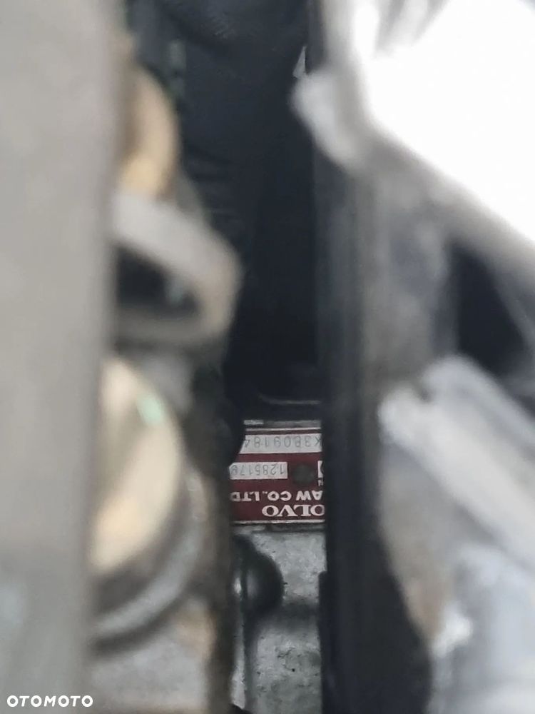 Volvo V60 D3 Geartronic Momentum - 32