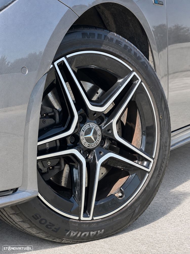 Mercedes-Benz CLA 250 e 8G-DCT Edition AMG Line - 8