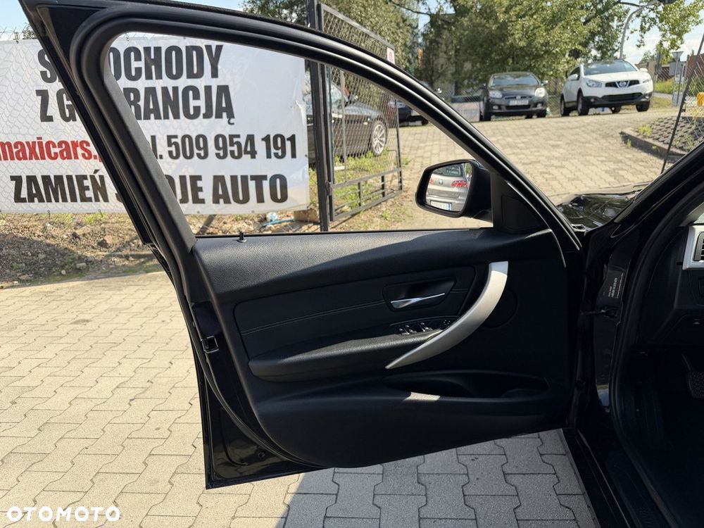 BMW Seria 3 318d - 22