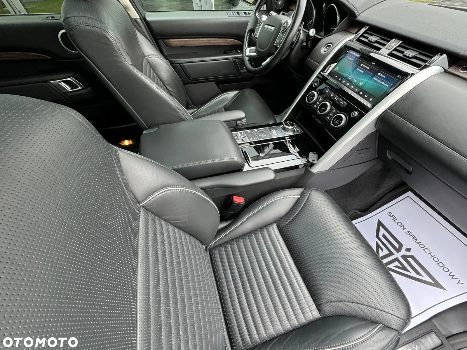 Land Rover Discovery V 2.0 TD4 HSE - 18