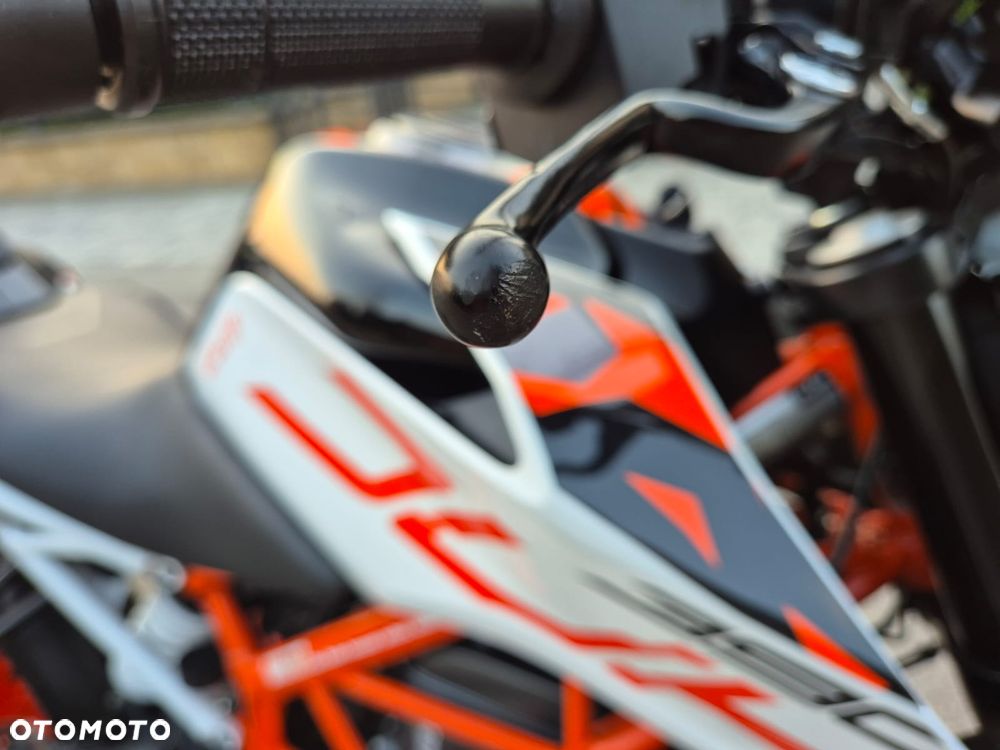 KTM Duke 390 - 21