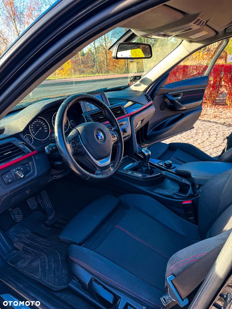 BMW Seria 3 318d Luxury Line - 7