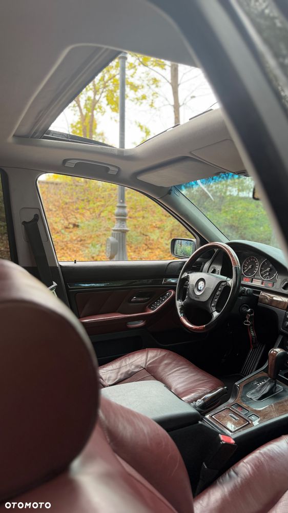 BMW Seria 5 - 12