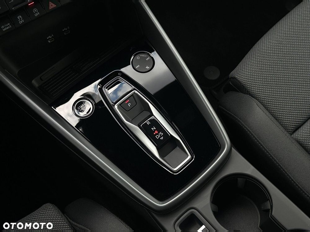 Audi A3 Sportback 35 TFSI mHEV S tronic - 25