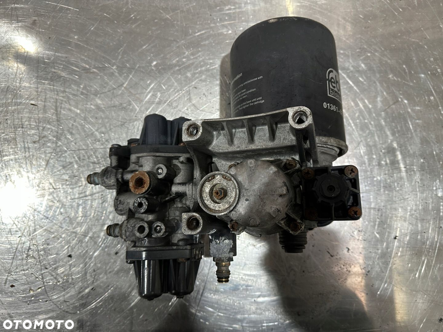 Osuszacz Powietrza Zawór Iveco Stralis Hi-Way 4324160010 9325001010 - 2