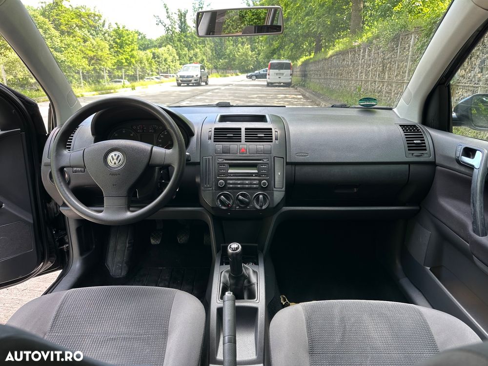 Volkswagen Polo 1.4 TDI Blue Motion Technology Lounge - 3