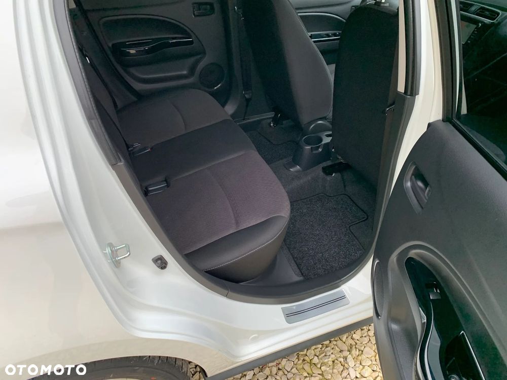 Mitsubishi Space Star 1.2 Top - 35