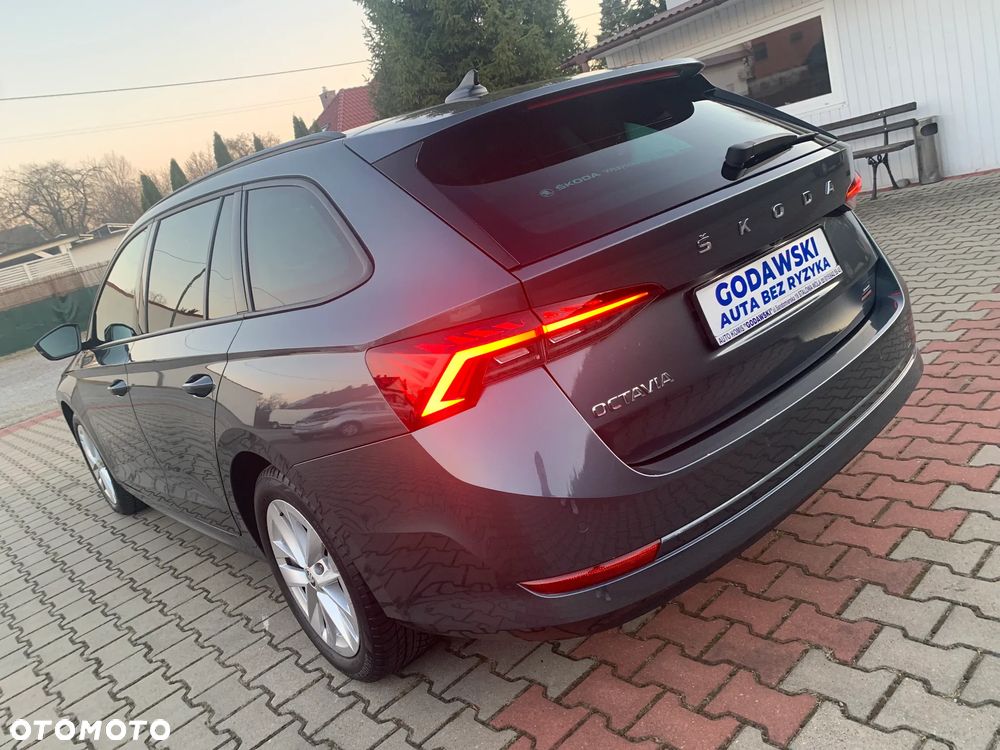 Skoda Octavia 2.0 TDI Ambition DSG - 6