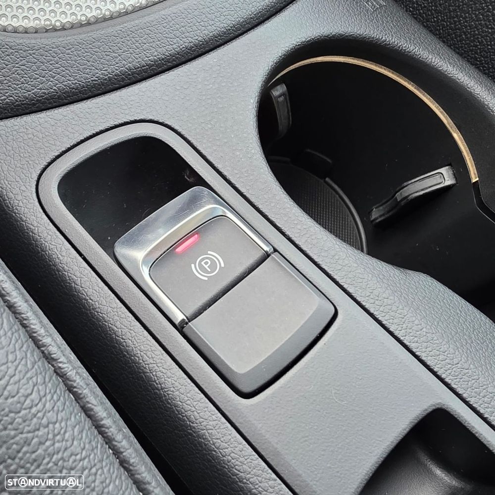 Audi Q3 2.0 TDI quattro S-line S-tronic - 33