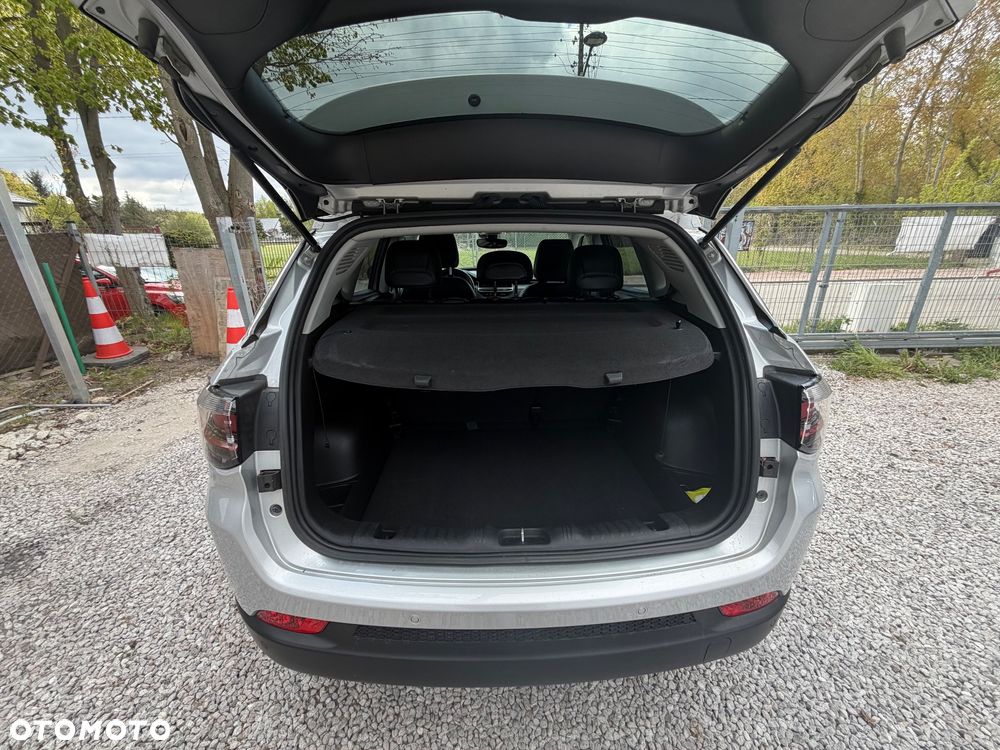 Jeep Compass 1.5 T4 mHEV Limited FWD S&S DCT - 25