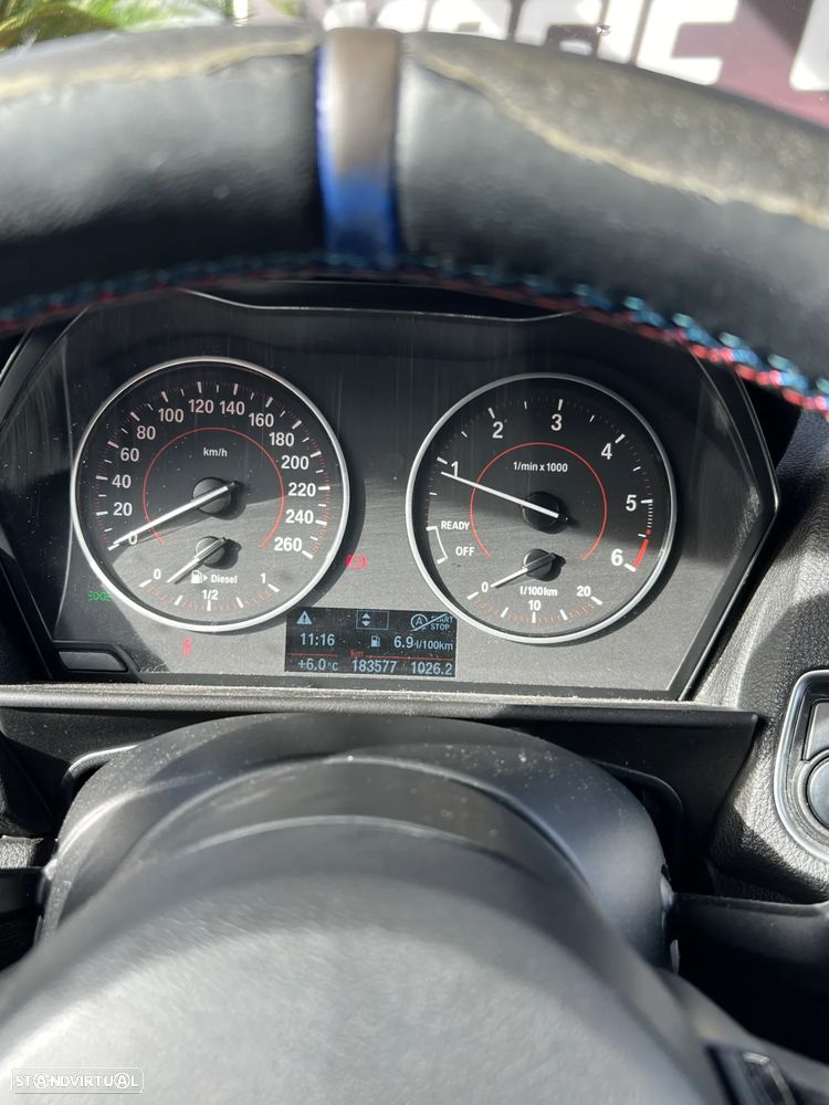 BMW 118 d Pack M - 9