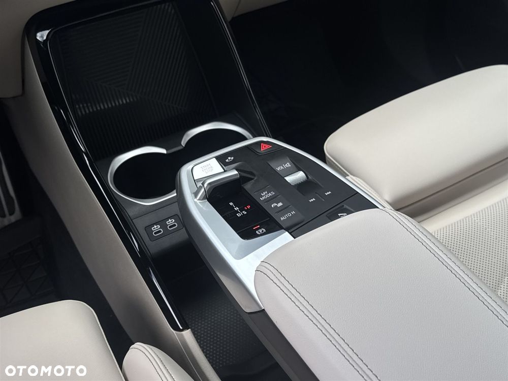 BMW X1 - 18