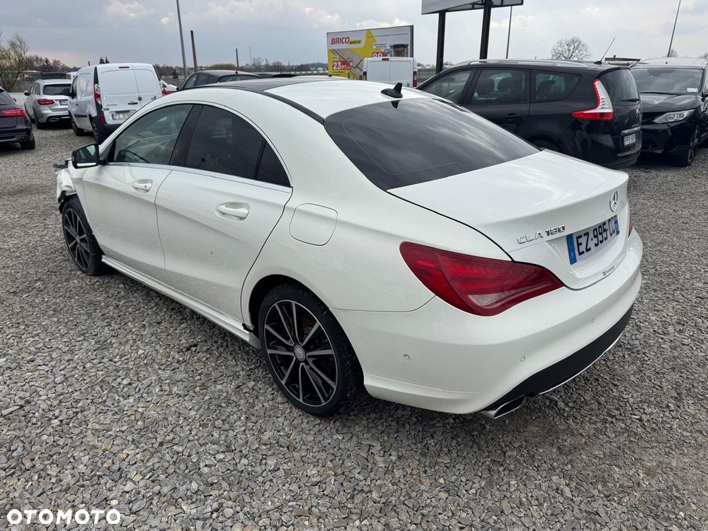 Mercedes-Benz CLA 180 AMG Line - 6