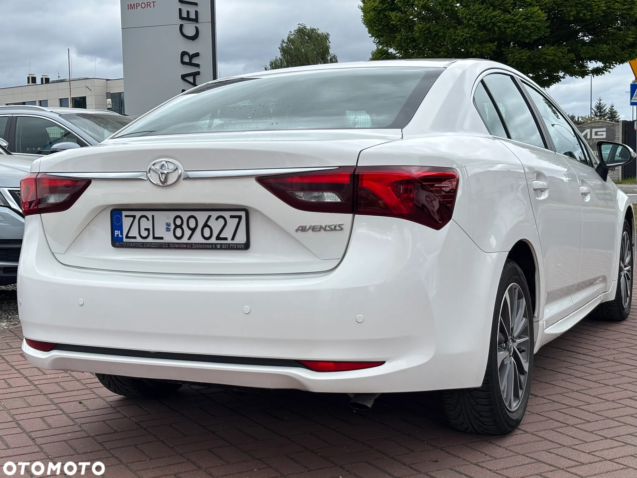 Toyota Avensis - 7