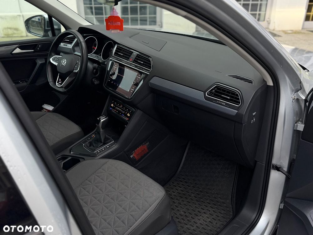 Volkswagen Tiguan 2.0 TDI SCR DSG Elegance - 16
