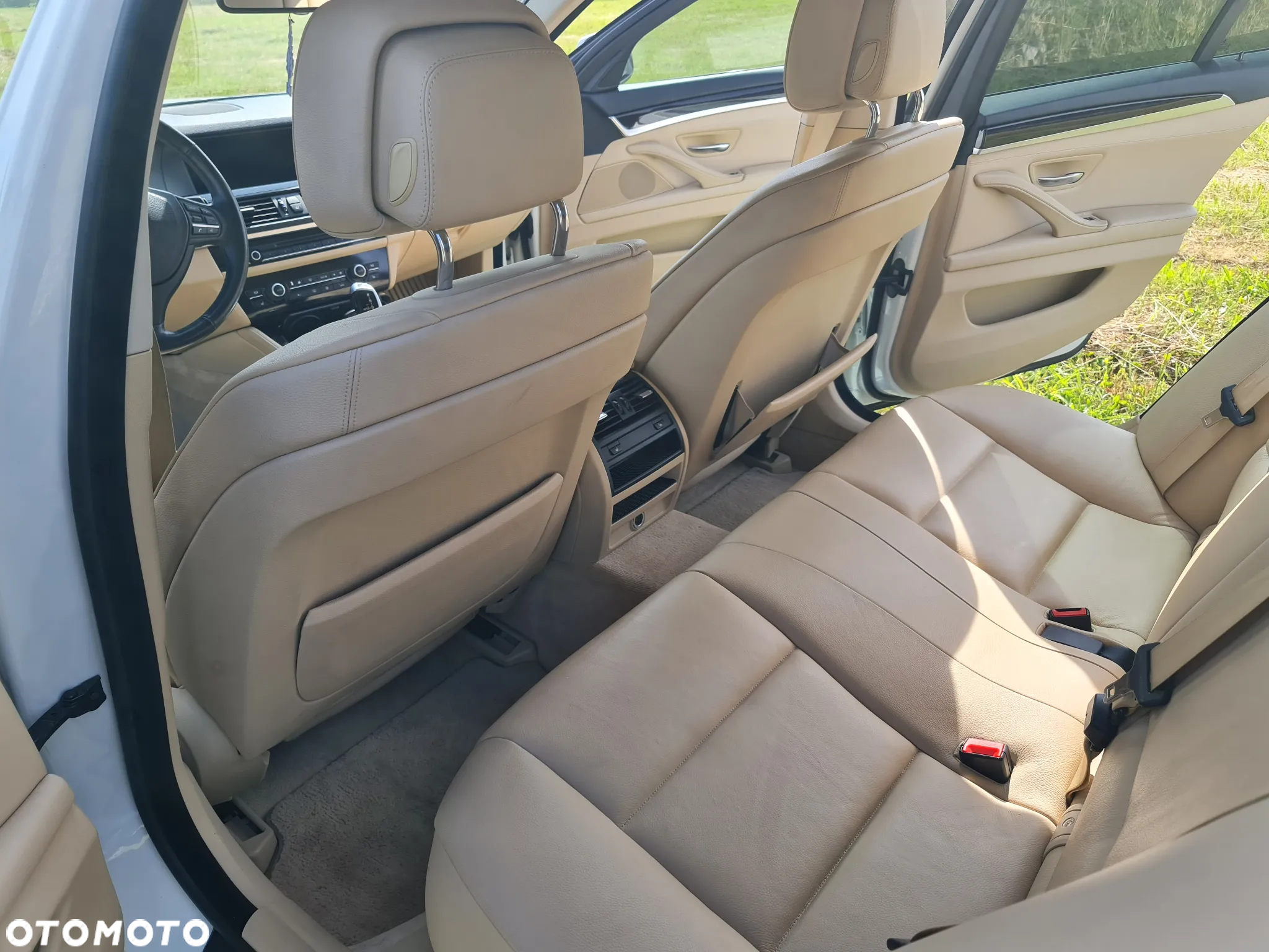 BMW Seria 5 528i xDrive - 21