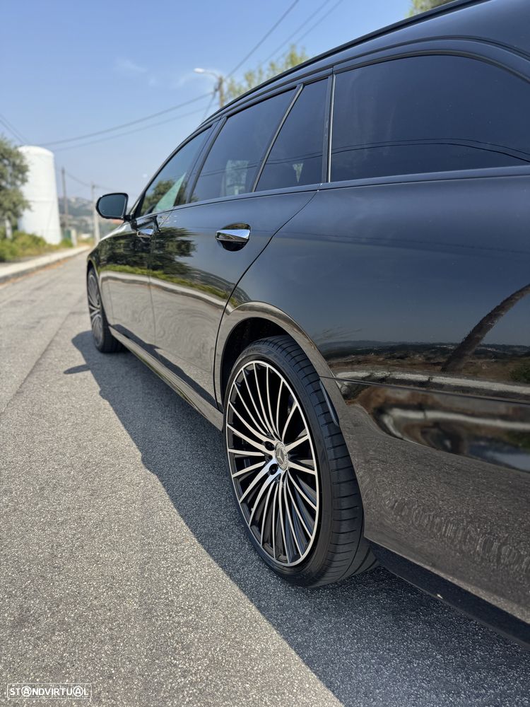 Mercedes-Benz E 300 de 4Matic T 9G-TRONIC AMG Line - 14