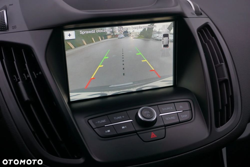 Ford Kuga 2.0 TDCi 2x4 Titanium - 21