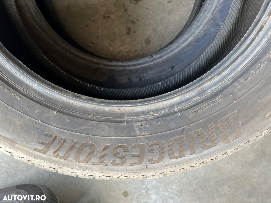 vând 4 anvelope 255/55/19 bridgestone de vară ca noi - 7