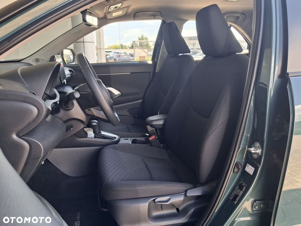 Toyota Yaris Cross - 17