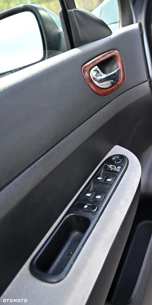 Peugeot 307 - 16