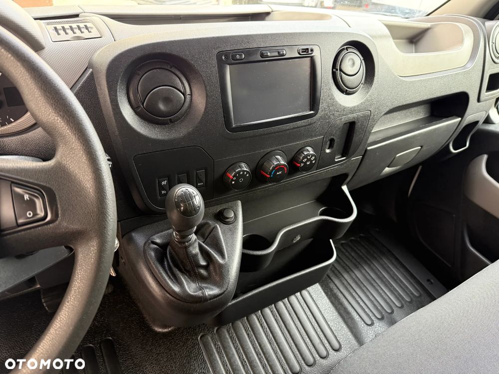 Renault Master Izoterma Winda - 23