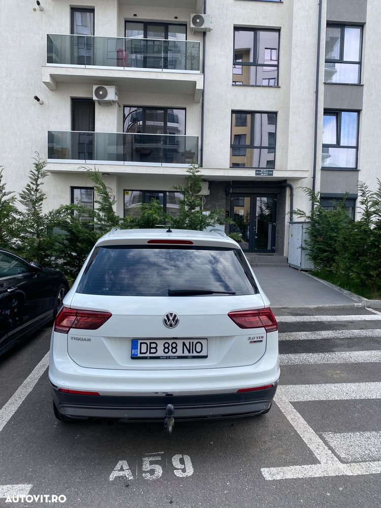 Volkswagen Tiguan - 8