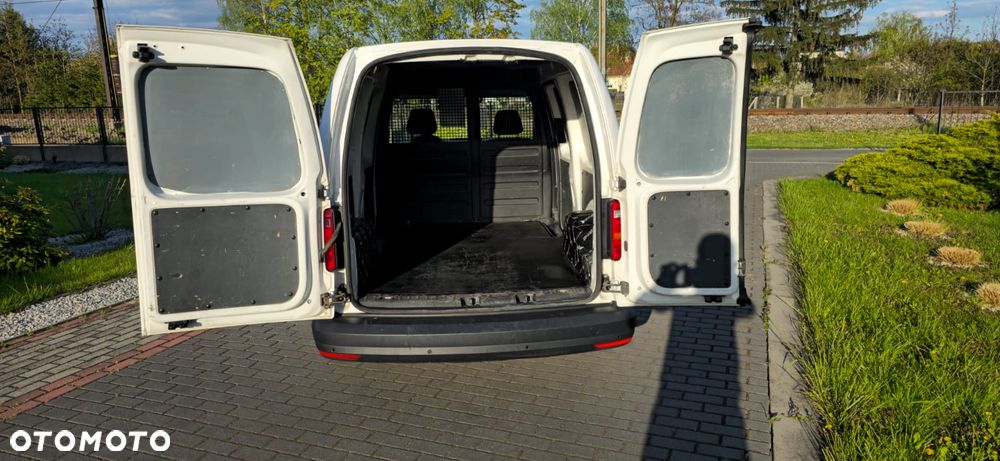 Volkswagen Caddy - 10