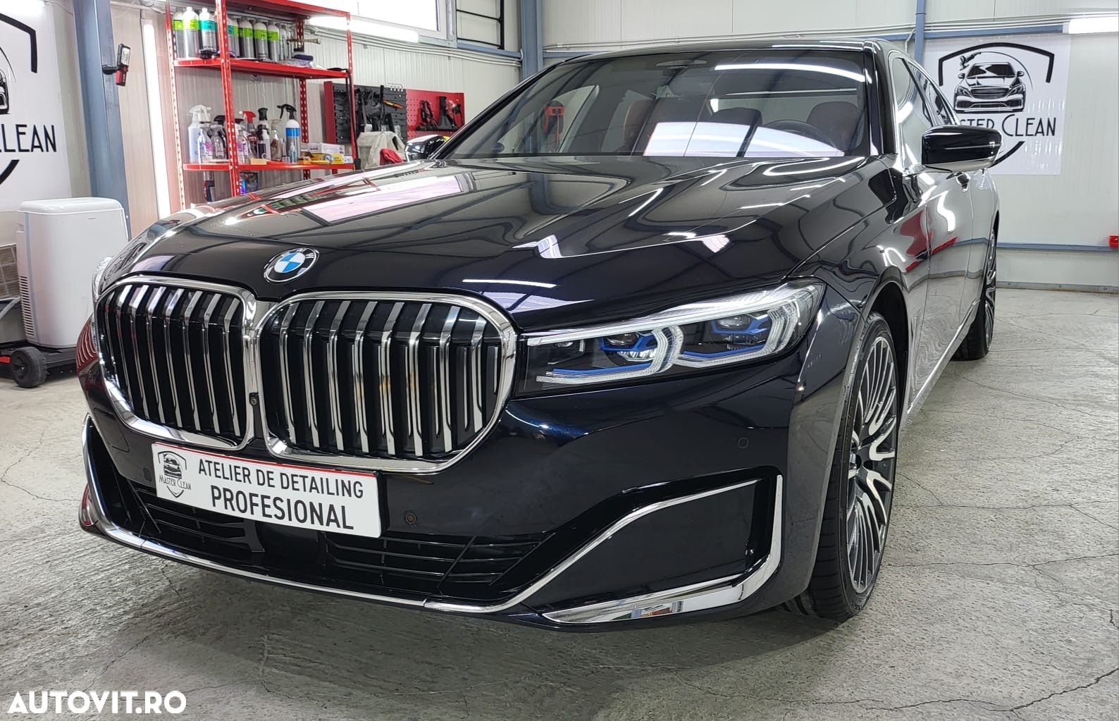 BMW Seria 7 740i - 1