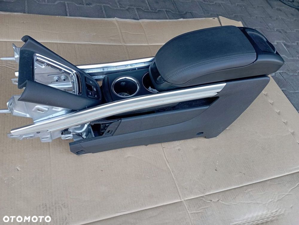 OPEL ZAFIRA C 1.6 CDTI TUNEL ŚRODKOWY PODŁOKIETNIK EUROPA - 4