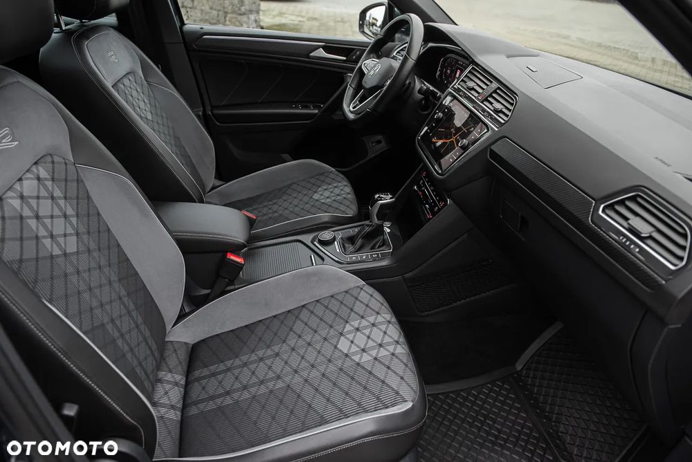 Volkswagen Tiguan 2.0 TSI 4Mot R-Line DSG - 34