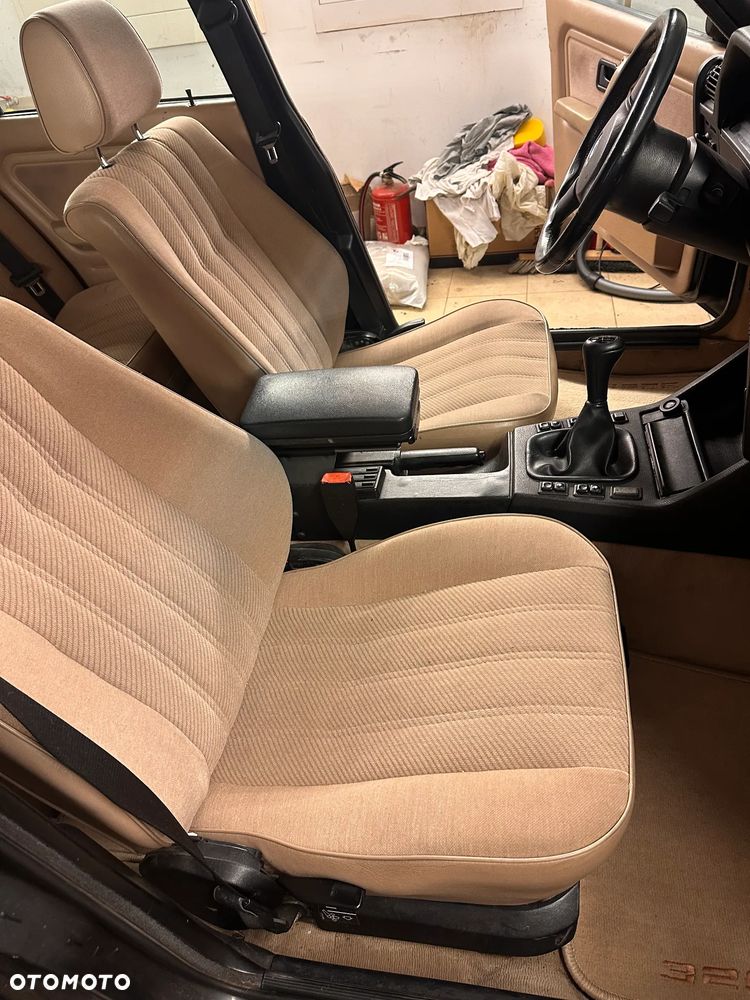 BMW Seria 3 325iX - 8