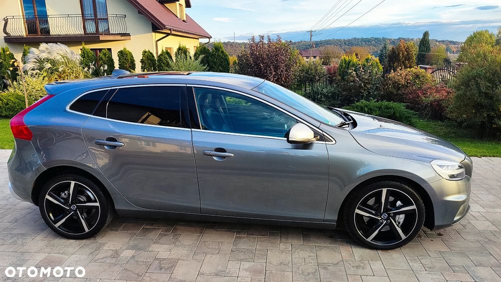 Volvo V40 D3 Momentum - 6