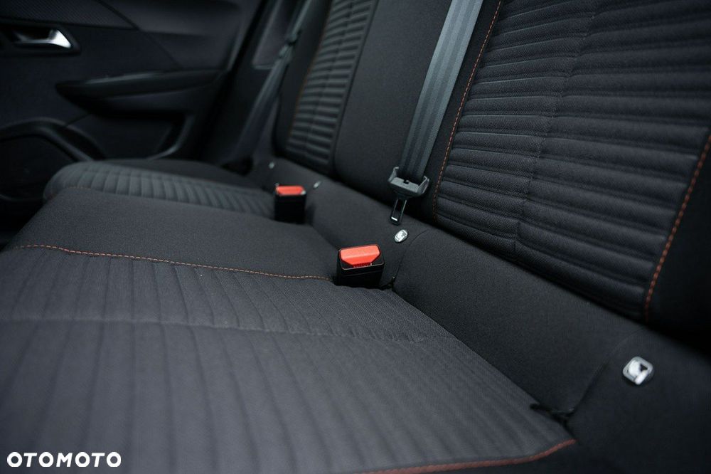 Peugeot 2008 - 29