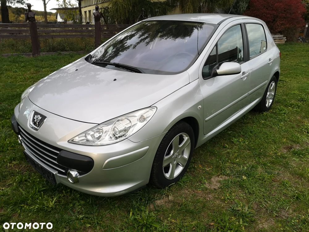 Peugeot 307 - 1