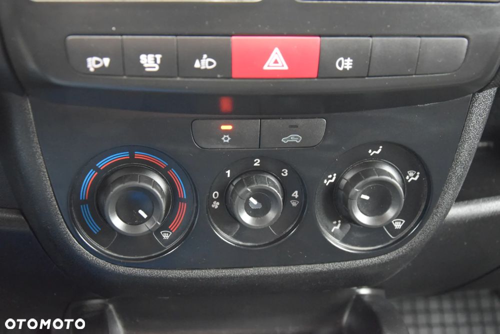 Opel COMBO DOBLO MAXI L2 1,6 CDTI SALON PL - 18