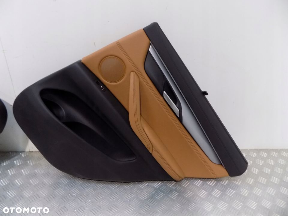 BMW X6 F16 TAPICERKA BOCZKI DRZWI ROLETY MOCOWANIA - 7