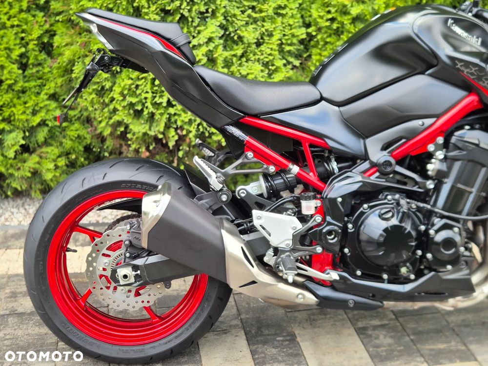 Kawasaki Z 900 - 11