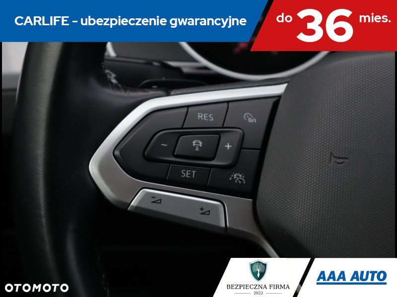 Volkswagen Passat - 19