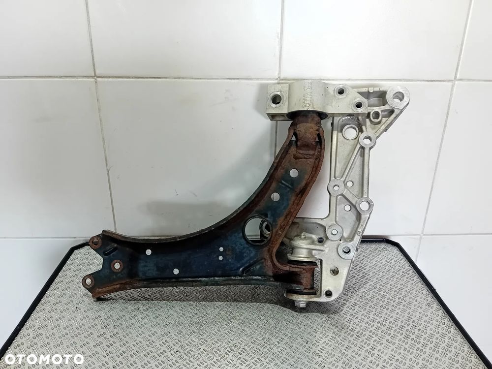 wahacz lewy przód łapa komplet Seat Leon II 2007 - 2