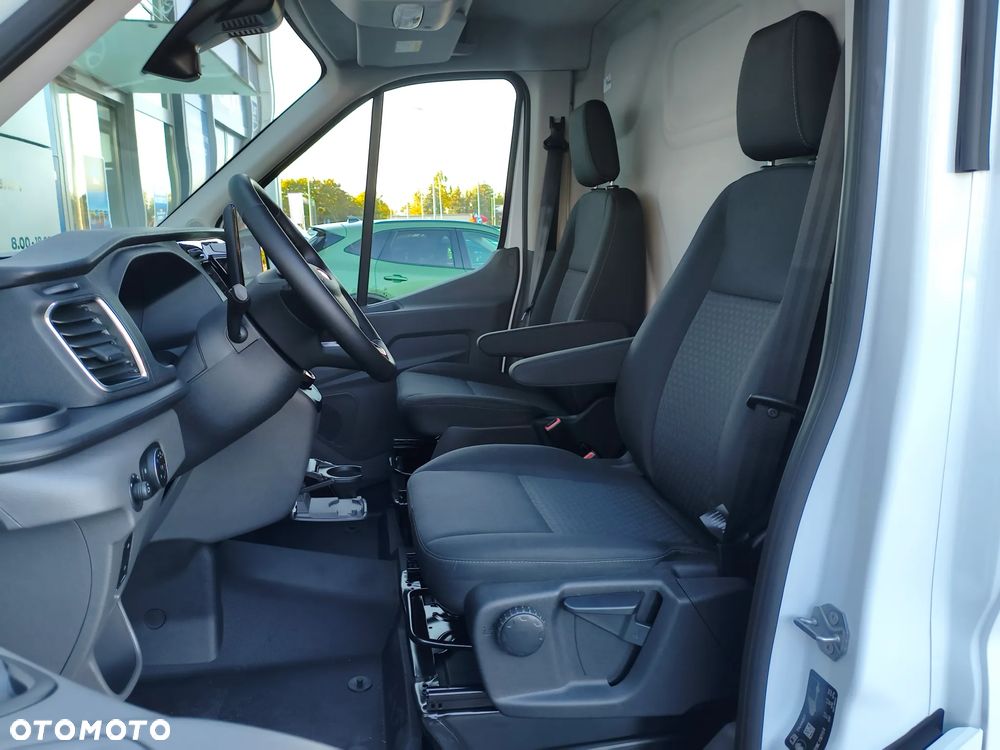 Ford E-Transit - 5