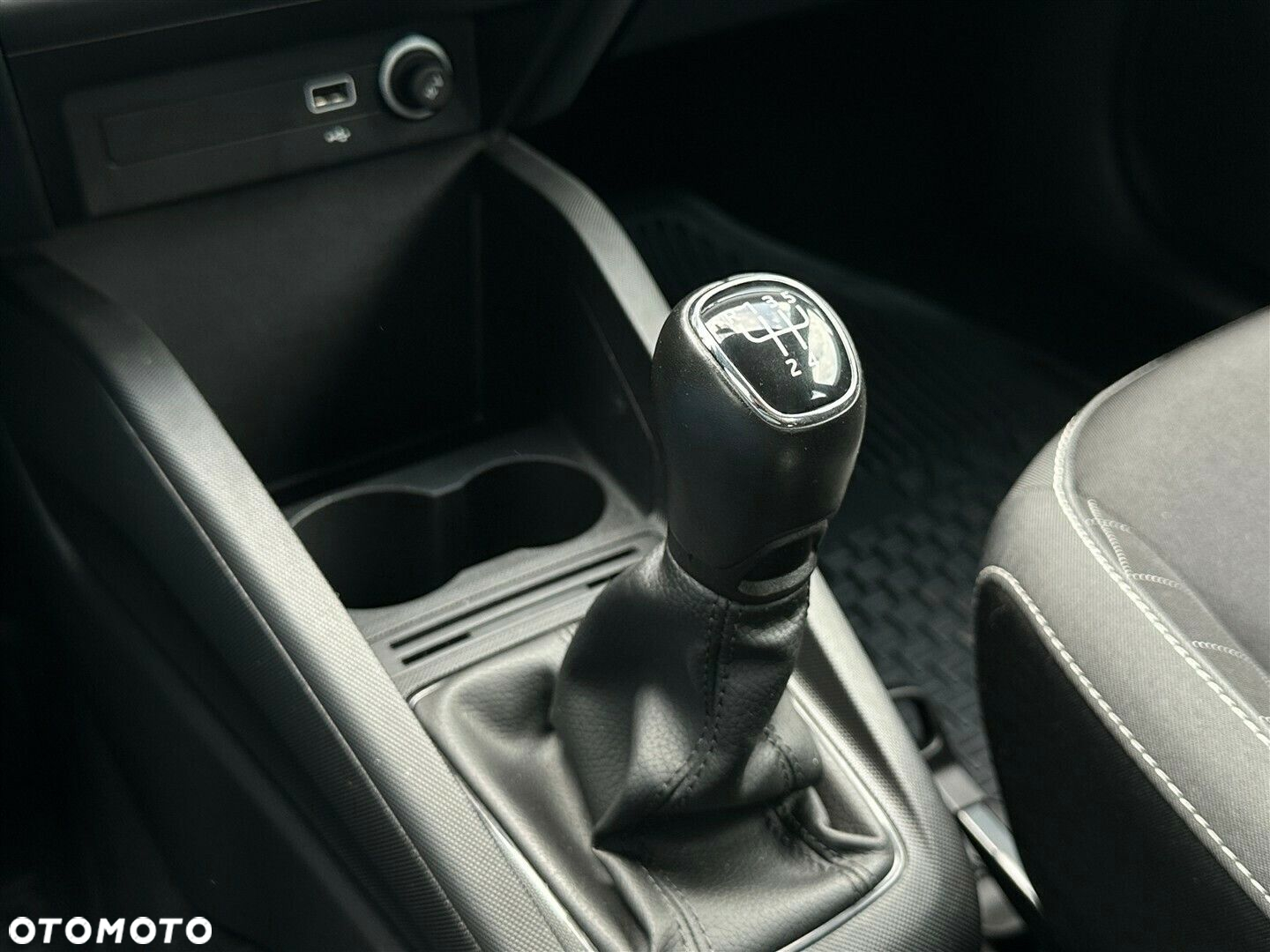 Skoda Fabia 1.0 TSI Ambition - 22