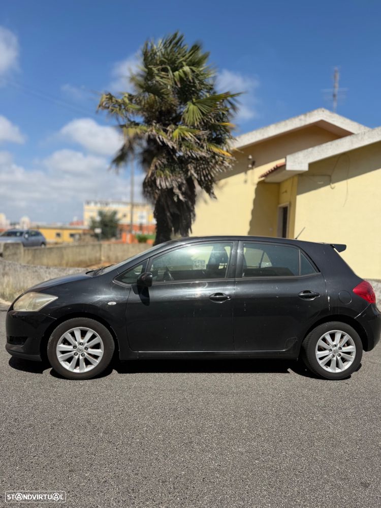 Toyota Auris 1.4 D-4D - 2